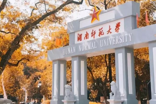 湖南某高校女学生宿舍自缢，生前曾被团委书记无限压榨，三辞工作遭打压辱骂
