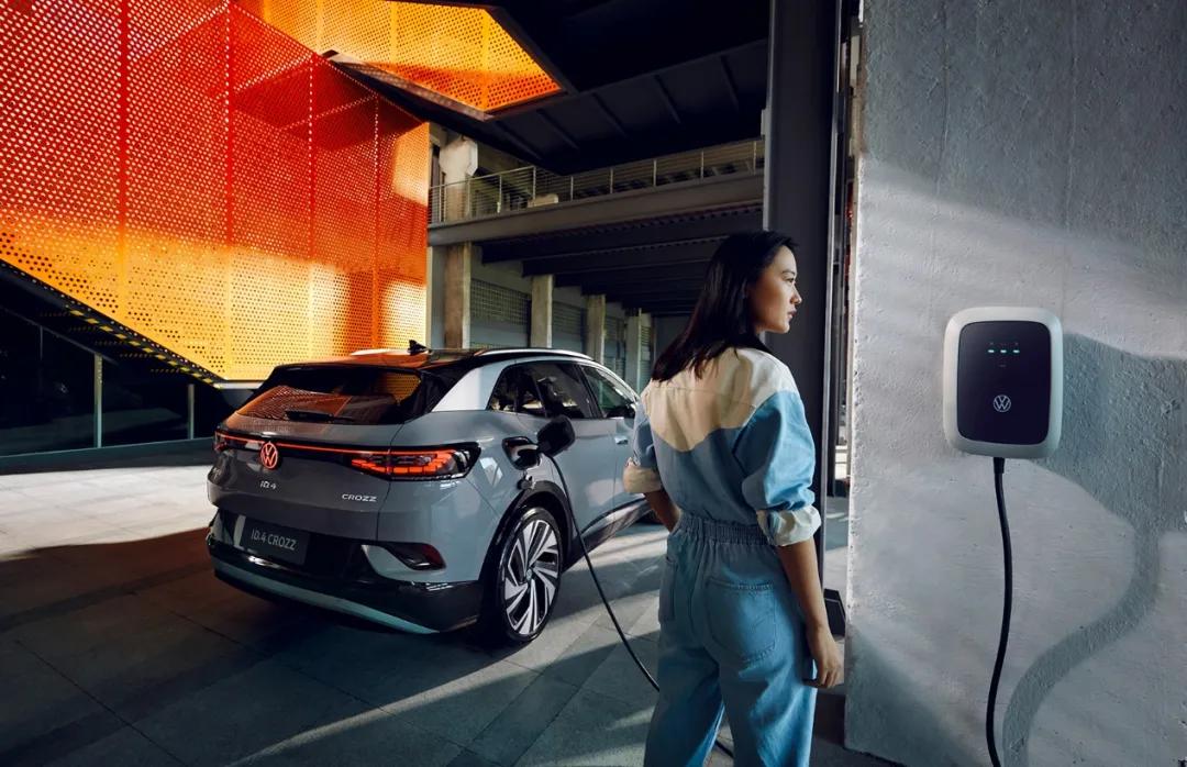 同样是大众，同样20多万，买探岳还是买ID.4 CROZZ？