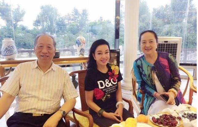 坎坷张金玲：电影遭禁演，为爱忍痛息影却换来离婚，如今怎么样了