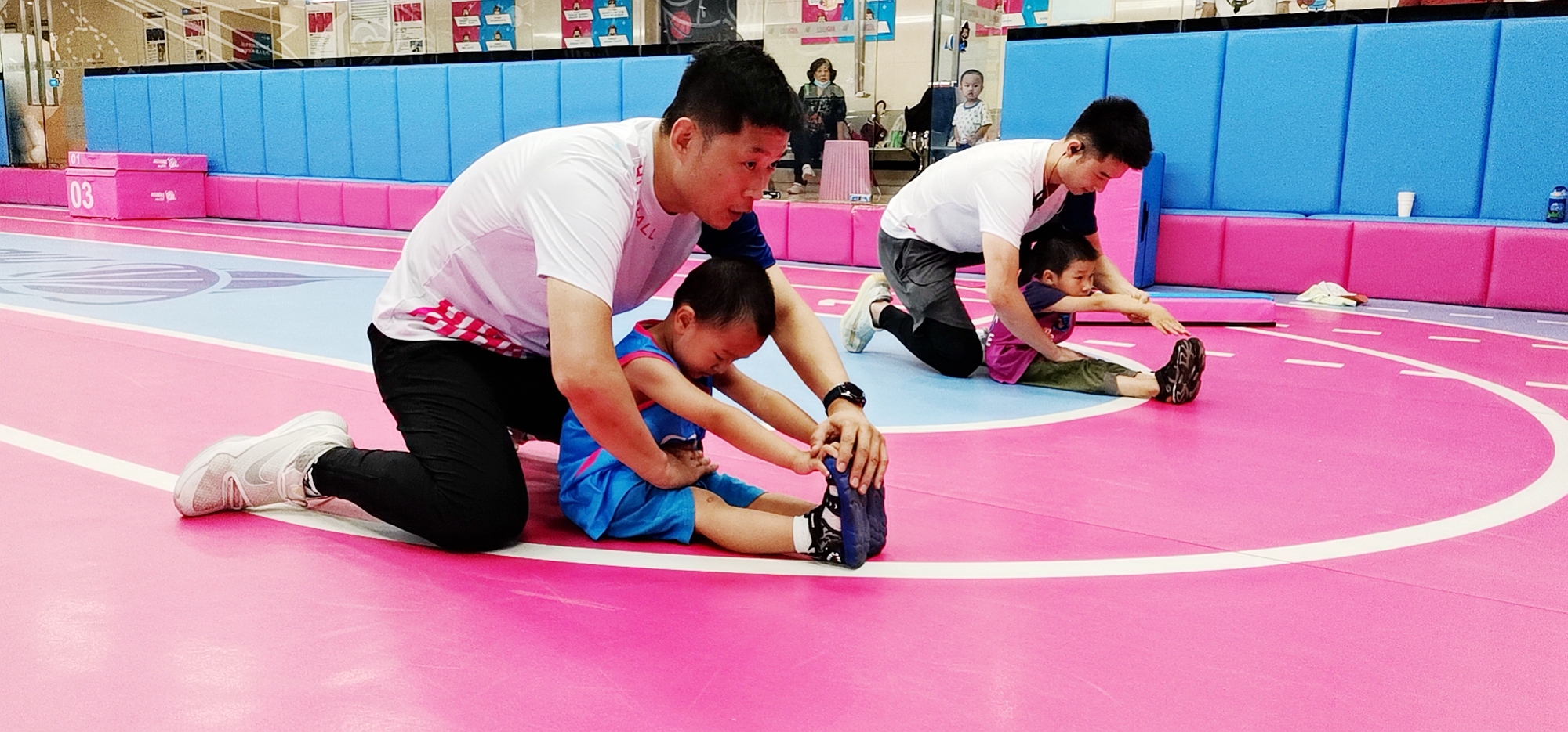 军人如何管教自己的孩子 有人说像管部队 他们管孩子有什么特点