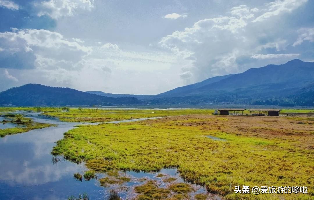 The best place to travel in October-November, the late autumn tour bus is about to depart