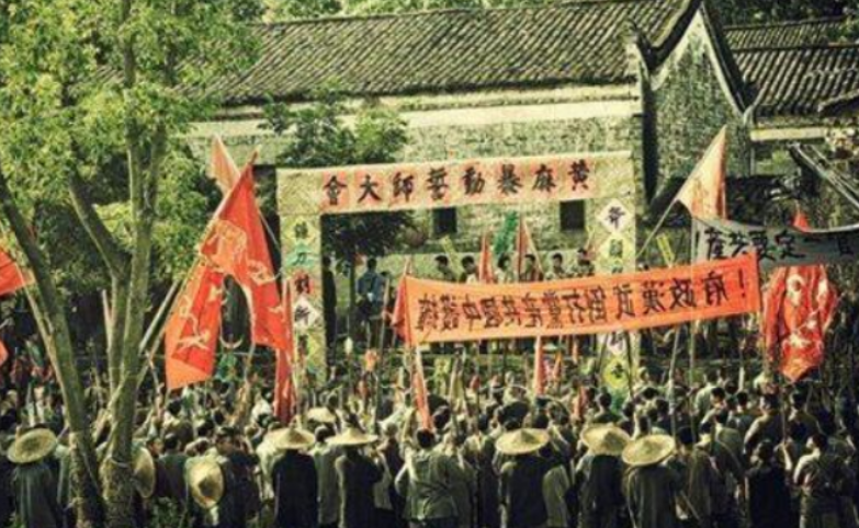 当初红军问农民借400大洋，其后人今拿85年前欠条