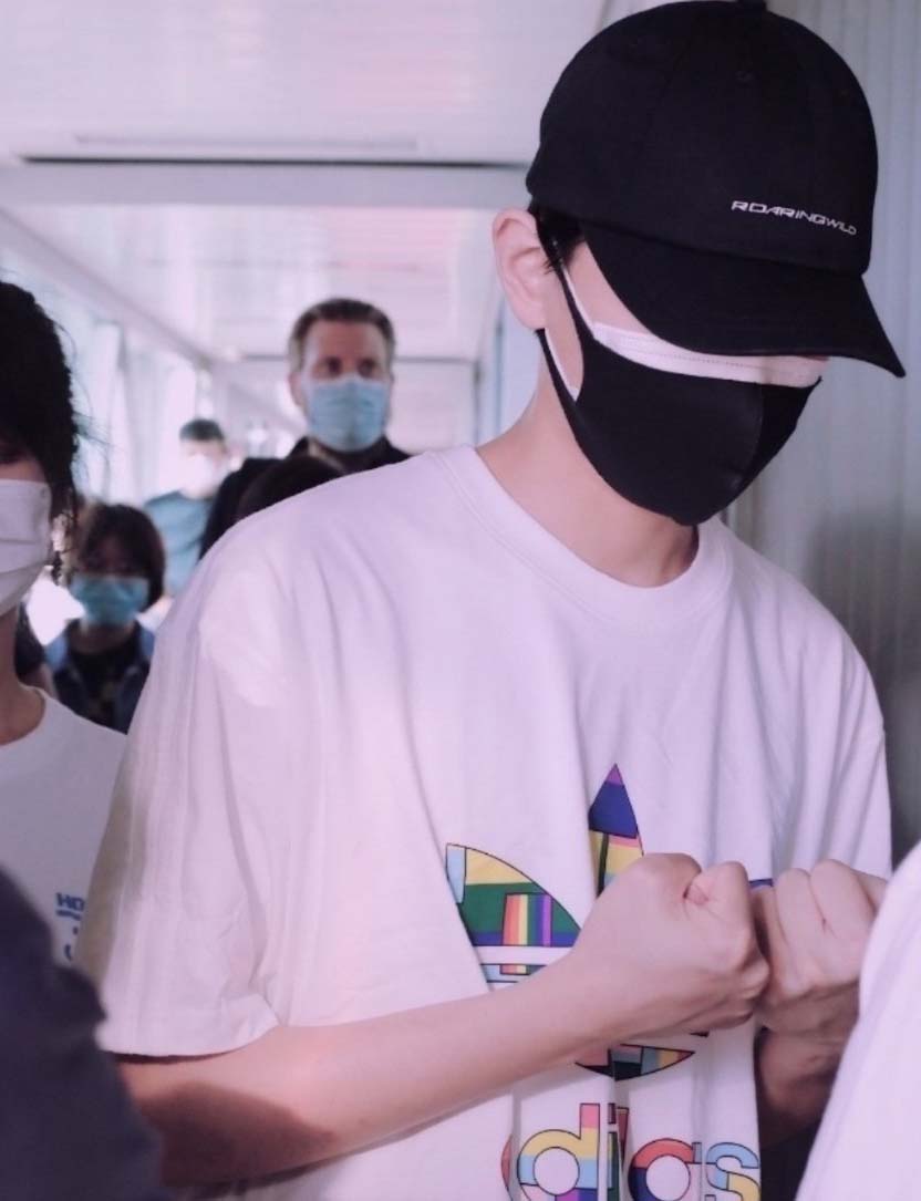 丁禹兮对粉丝有求必应：糊了太久更珍惜粉丝带