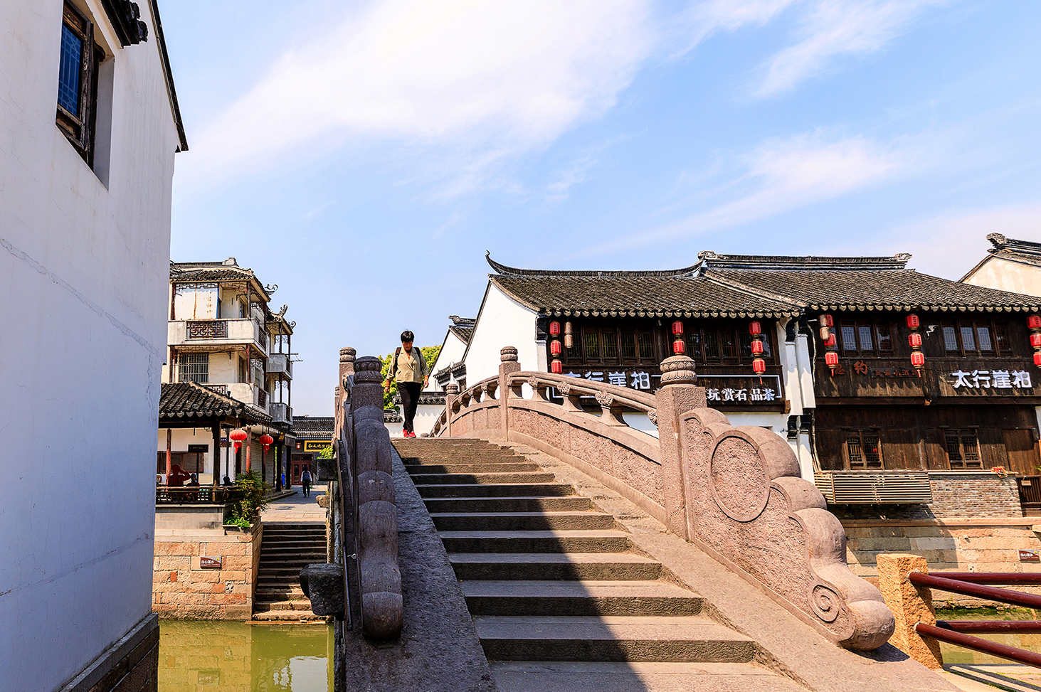 你們說的歲月靜好在哪里？我在甪直古鎮(zhèn)，看夏天的風(fēng)吹過