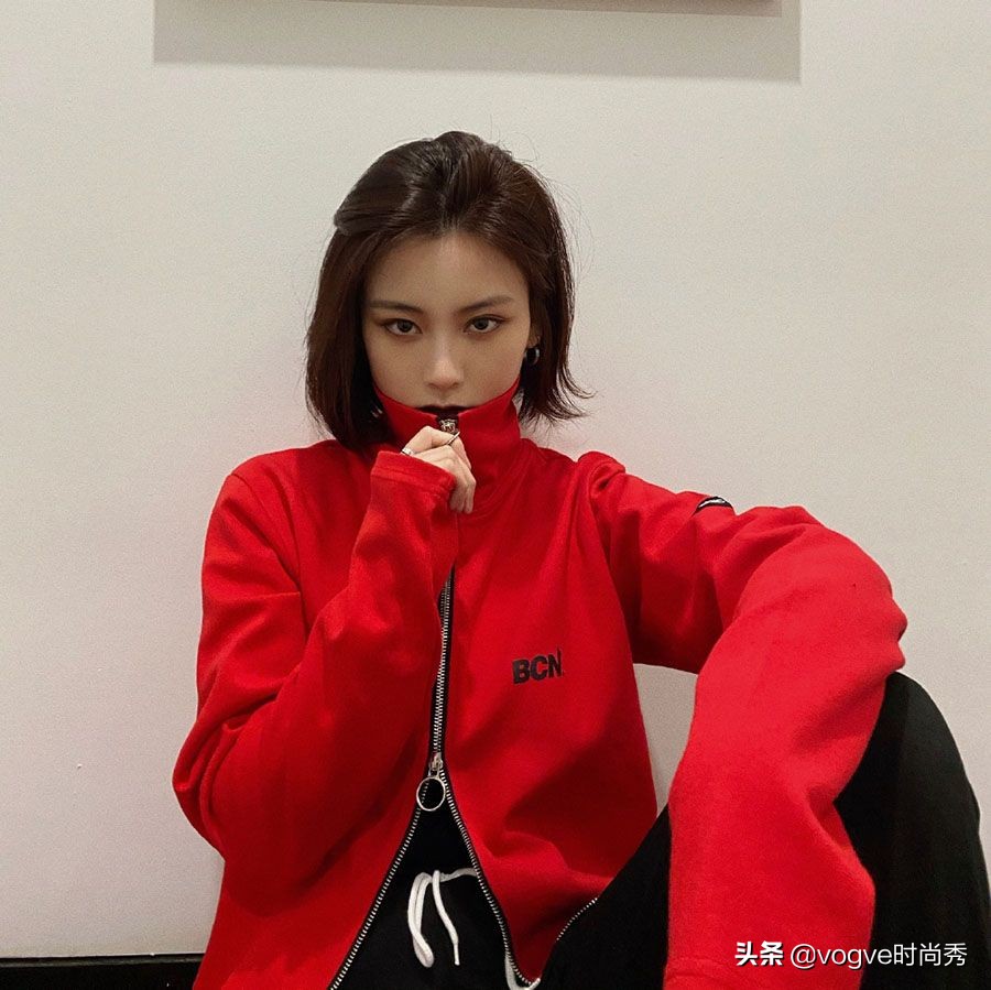 赘婿：“陆红提”现代装造型曝光，原来是《唐探2》里的蓝发萝莉