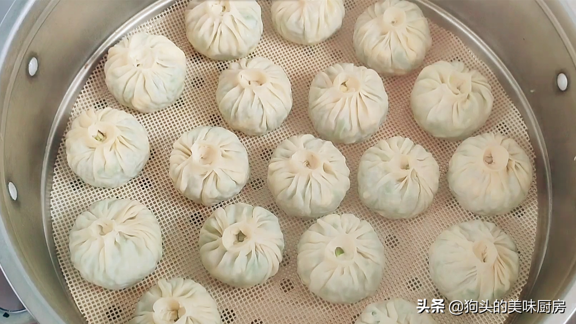 蒸包子不加酵母也能做，教你個老方法，咬一口滿嘴都是香，太香了