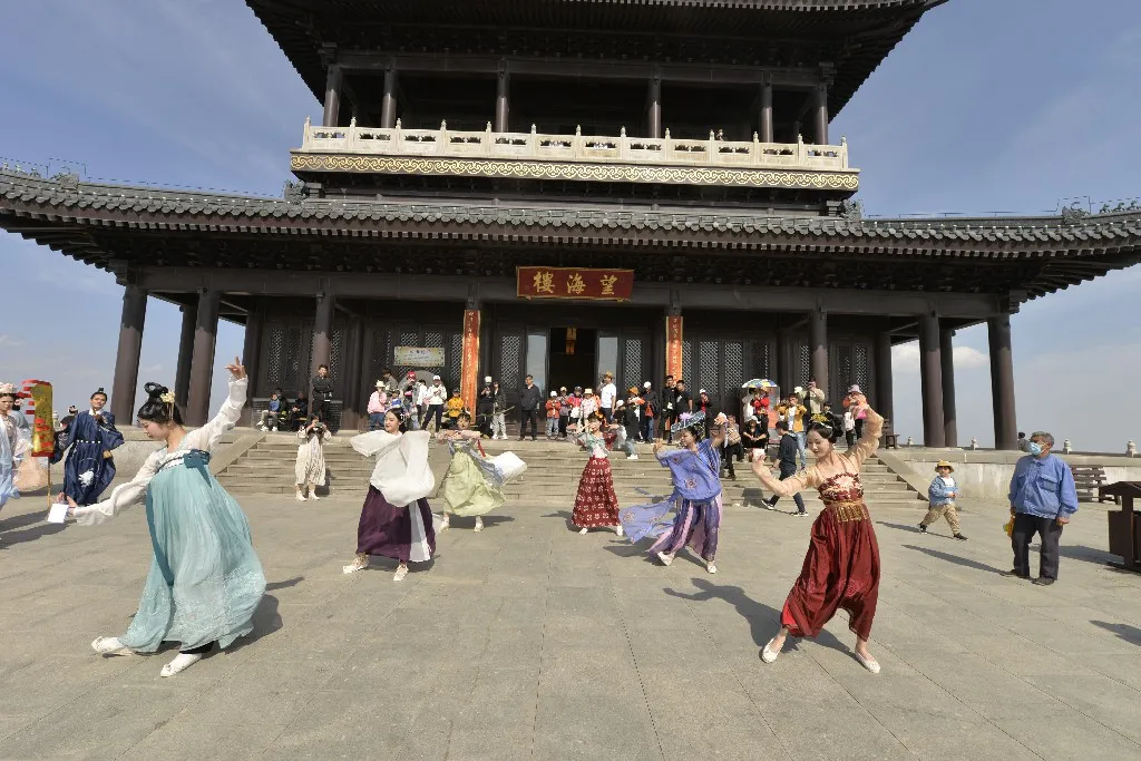 洛裳华服·新秀大赛圆满举行，临沂天蒙山国风嘉年华盛大开启