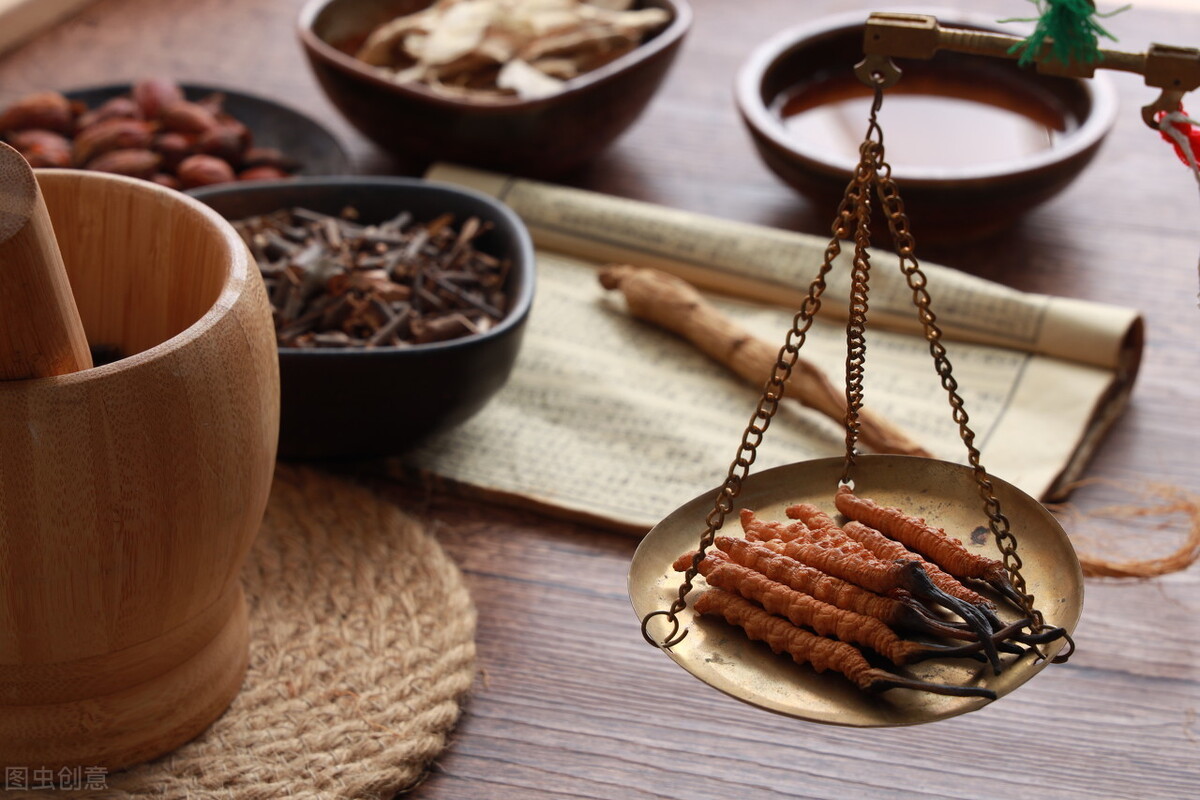 經常吃中藥是�愛腎�還是�害腎�呢？ 醫生給出答案，早知早獲益