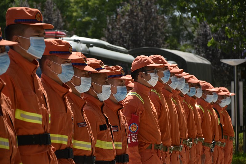 甘肃西峰区森林消防全力做好“七下八上”主汛期防汛准备工作