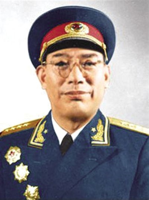 第一野战军7个军长，有一位大将、三位上将，唯
