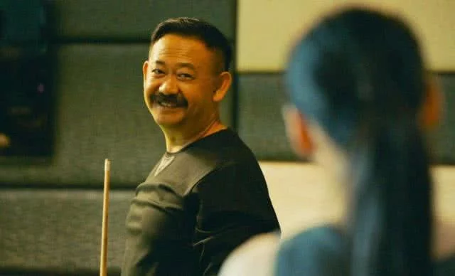 看完姜文的老婆，再看姜武的老婆，兄弟俩的审