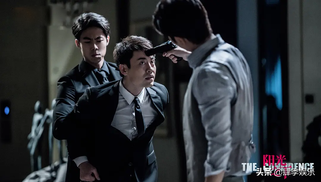 看似|阳光之下：看似封潇声为要挟柯滢机关算尽 其实他才是全剧中最惨的人