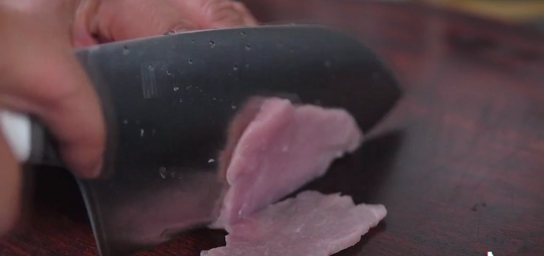 Make hammer delicious hammer flesh, as thin like paper, bright sweet delicate entrance is changed namely