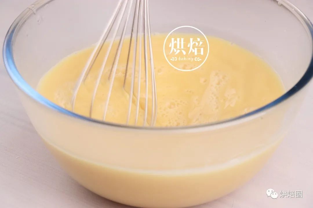 看起来一个能卖一百的水晶粽 实际上是做月饼剩下的糖浆做的