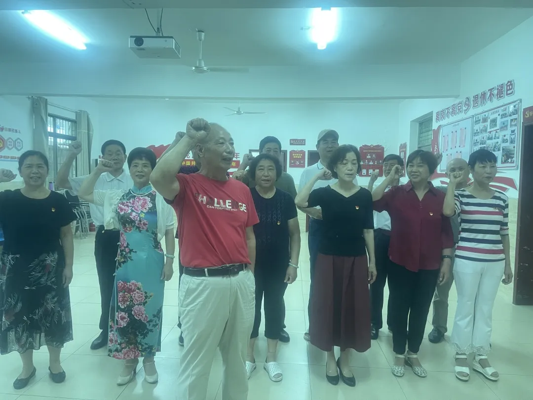 湘潭市中心医院：集中宣誓，铭刻初心