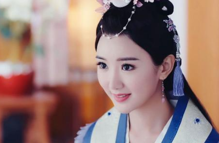 8位眼睛好看的女明星，眼神灵气逼人，仿佛藏着星辰大海