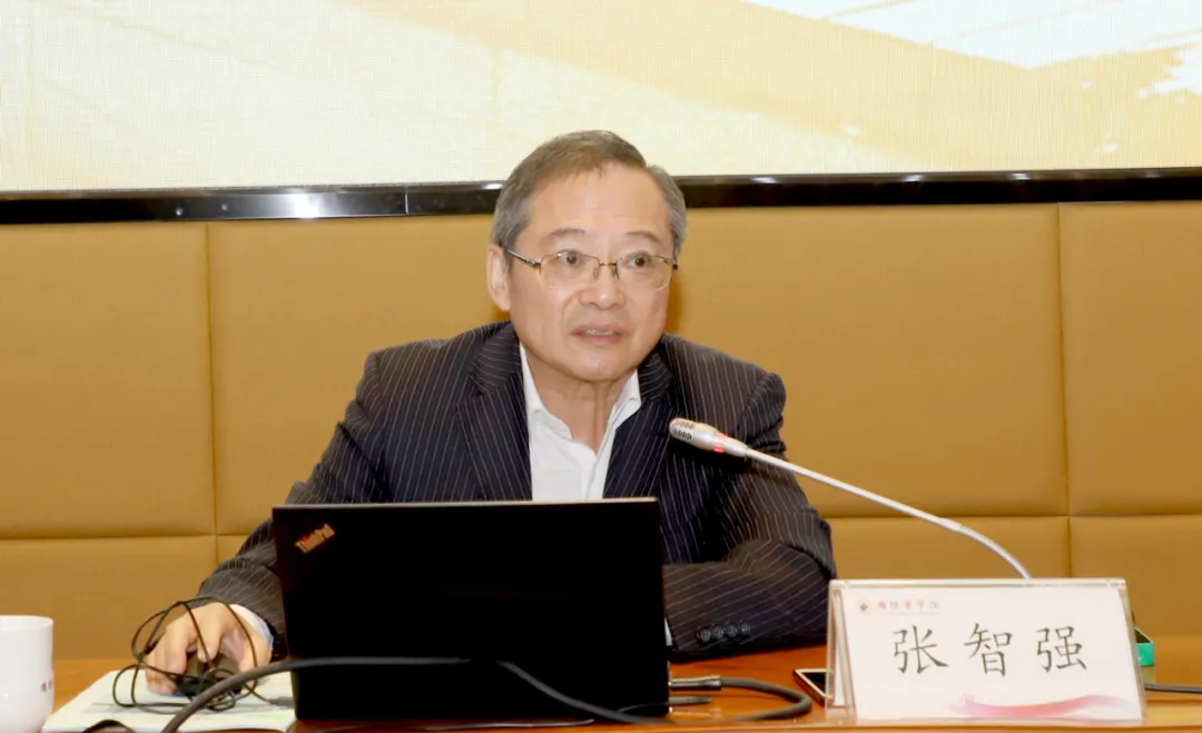潍坊医学院邀请上海中医药大学张智强教授作“课程思政”建设专题报告