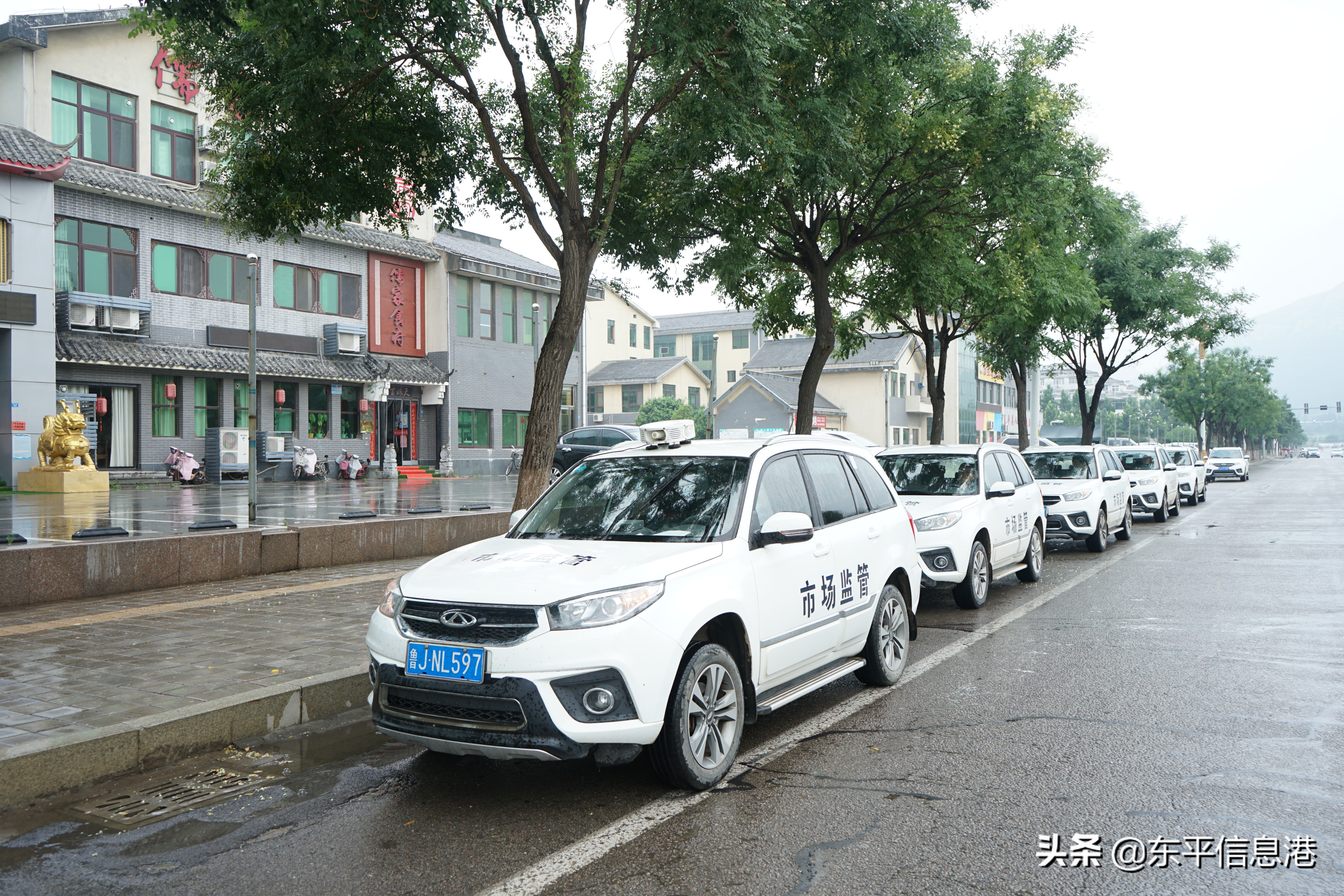 疫情防控不放松 市场监管工作忙