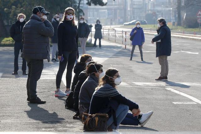 中俄帮助下，意大利疫情好转宣布解封，法国却不高兴了