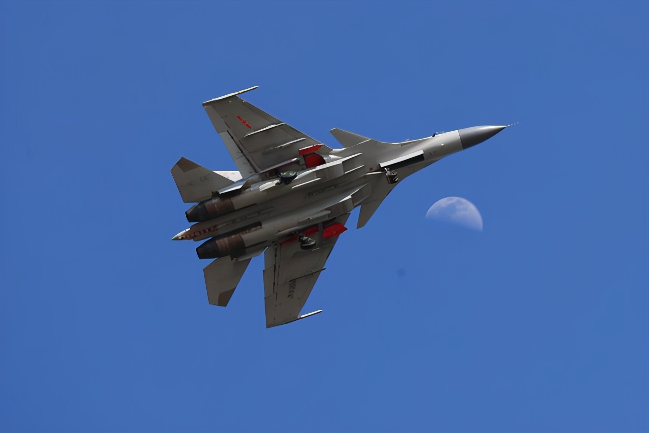 为什么外媒眼中我国航母不如俄罗斯？因为辽宁