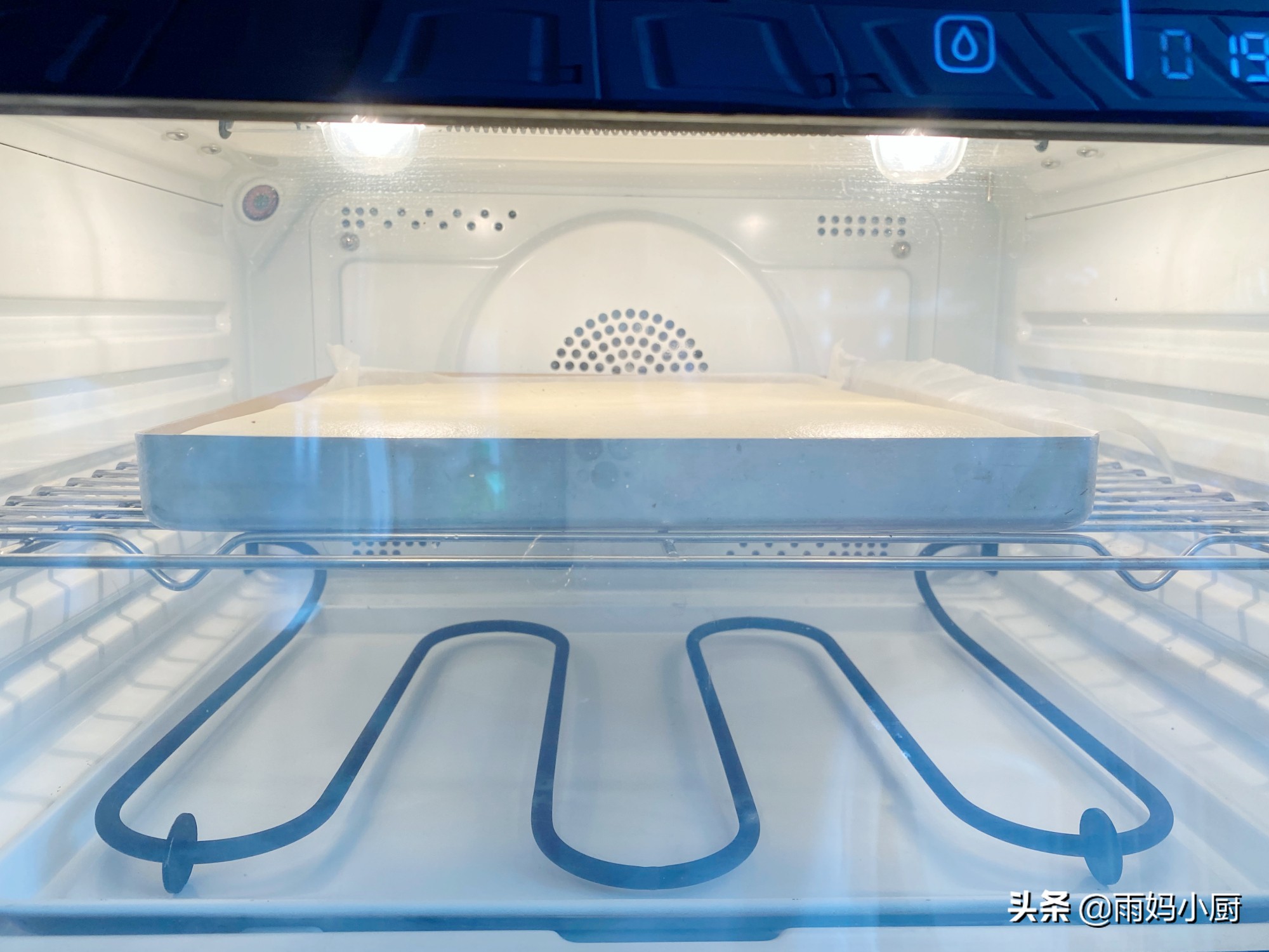 清明踏青時節，分享一款方便攜帶的鹹奶油蛋糕，清爽美味好吃不膩