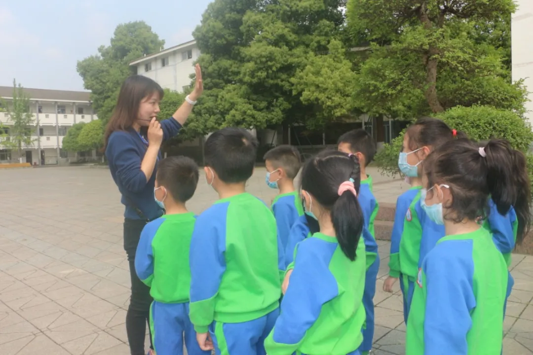 成都市双流区黄龙溪学校“准新生”体验校园生活