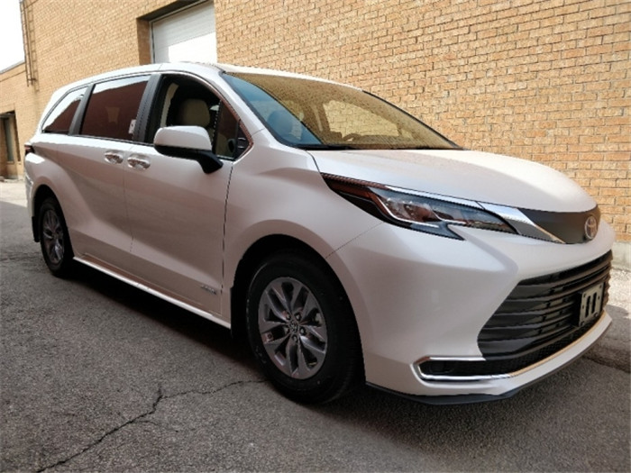 21款丰田塞纳xle价格及报价在mpv市场中表现出众