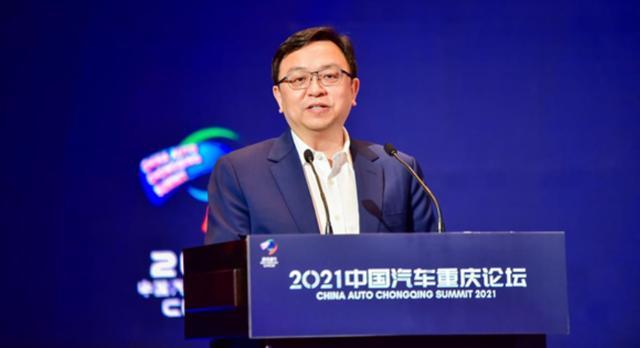 雷军“急”了！小米砸1000亿造车缺技术，第一时间搭上华为供应商