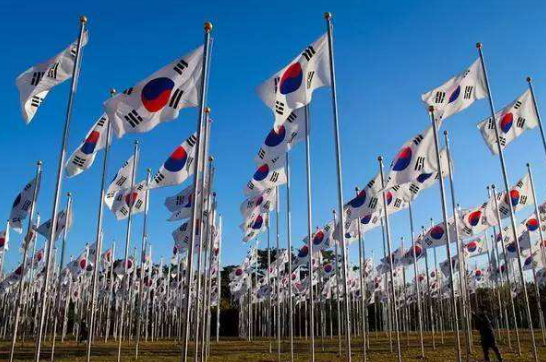 拳打美利坚，脚踢小日本，韩国“神剧”频出，