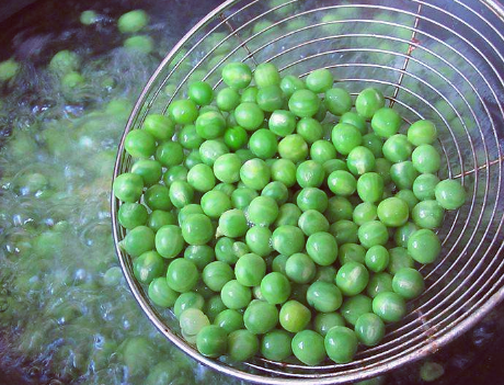 图片[3]-青豌豆的做法步骤图 鲜香又翠绿-起舞食谱网
