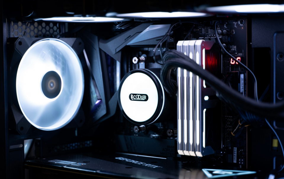 和PCIE3.0一个价格的4.0固态究竟怎么样？XPG 翼龙 s50 lite测评