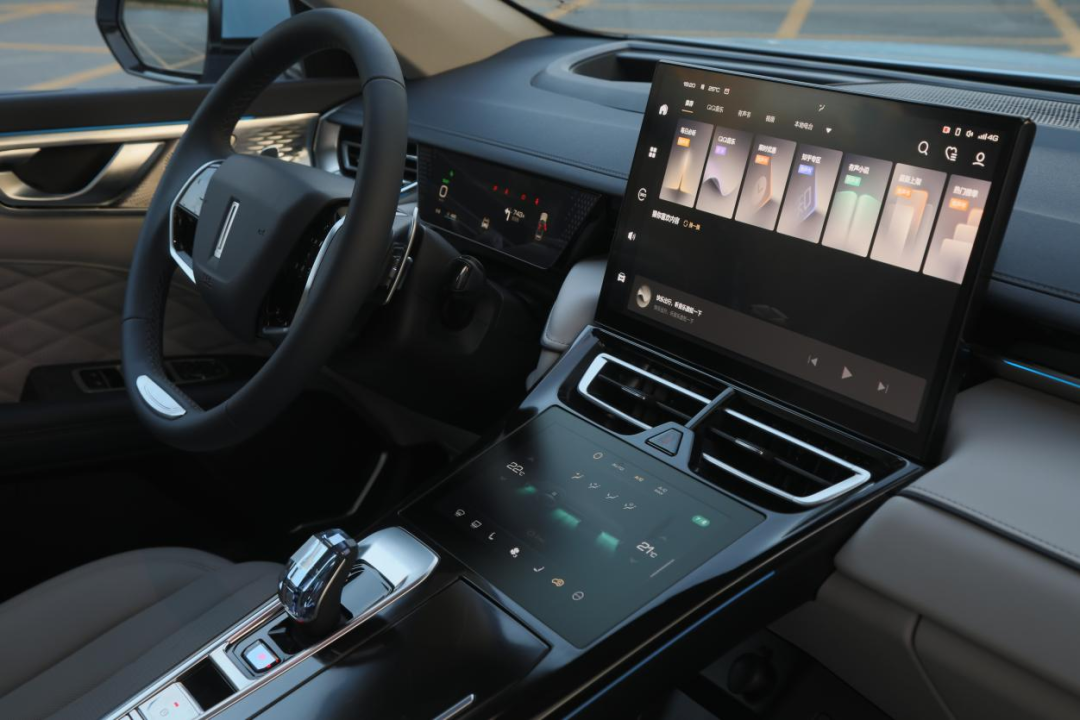 长城WEY要造轿车了，它离真正的豪华品牌还有多远？