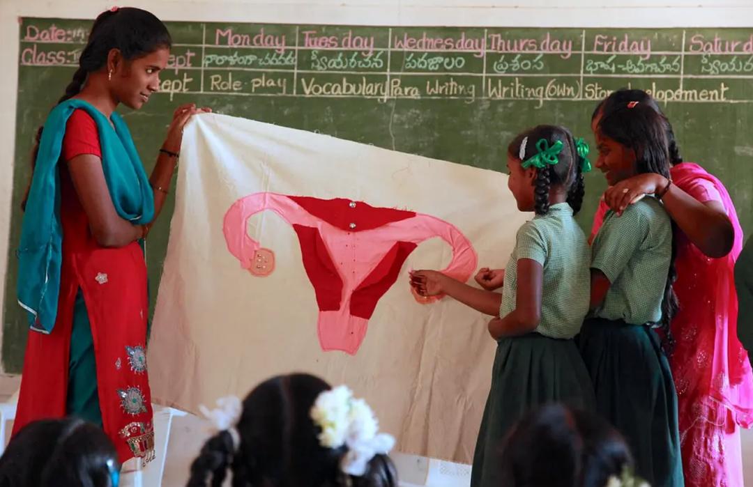 “散装卫生巾”争议背后：被遮蔽的全球“月经贫困”和女性生理刚需
