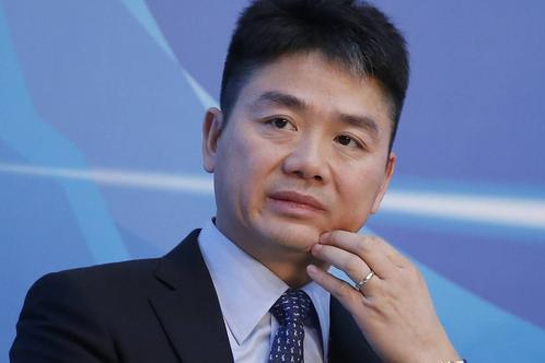 细数刘强东背后的女人——章泽天：我可不是刘强东的花瓶