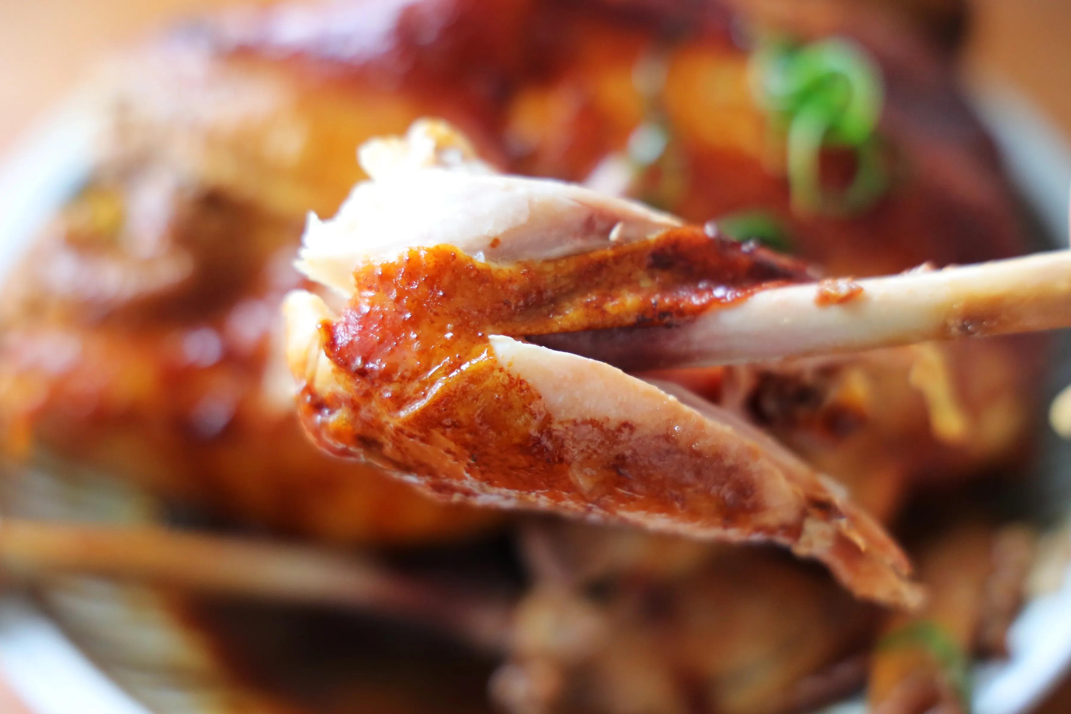 整隻雞怎麼做最好吃？ 靠譜的懶人做法，鮮嫩多汁，比紅燒還過癮！