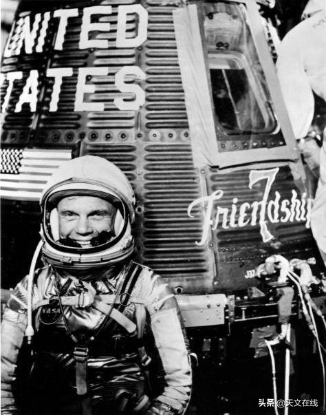 约翰·格伦是第一个环绕地球飞行的美国人