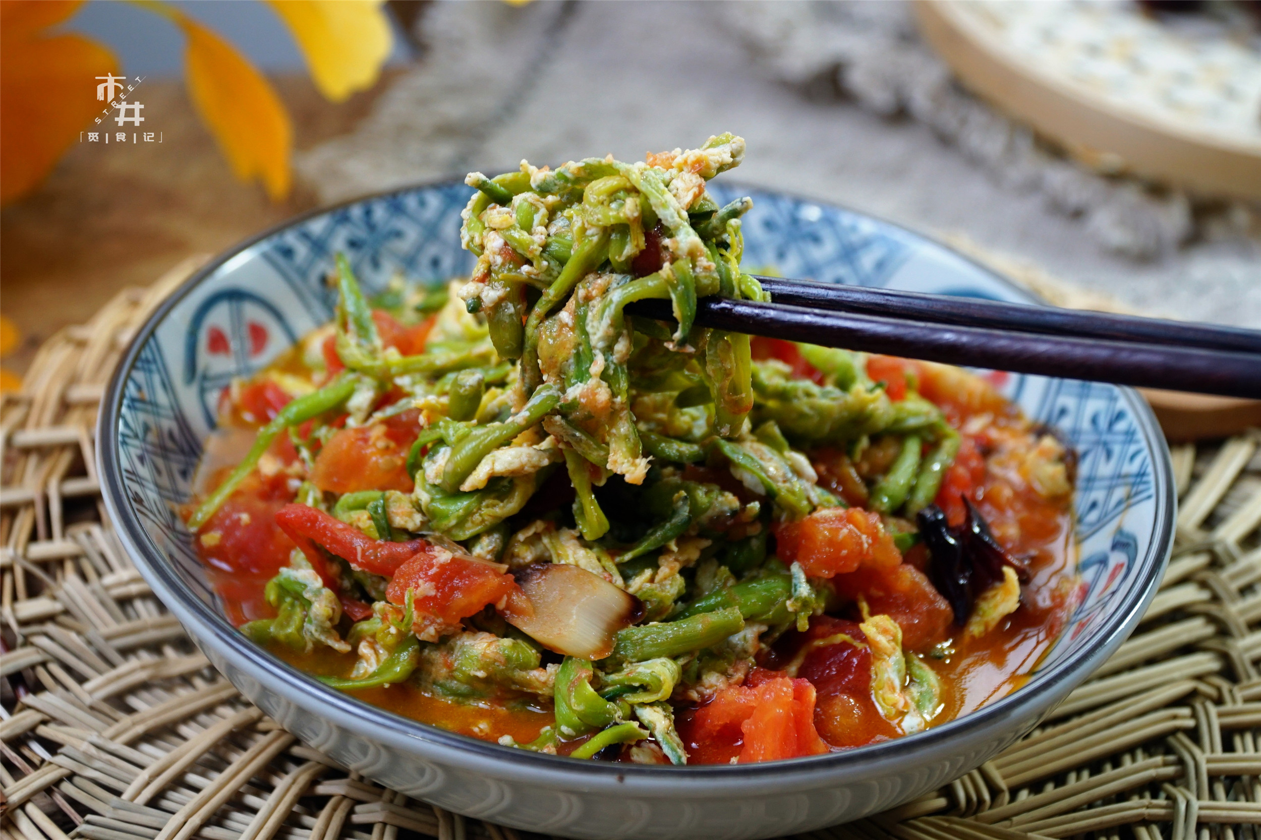 新鲜黄花菜有毒，不要直接吃，炒之前处理2步，