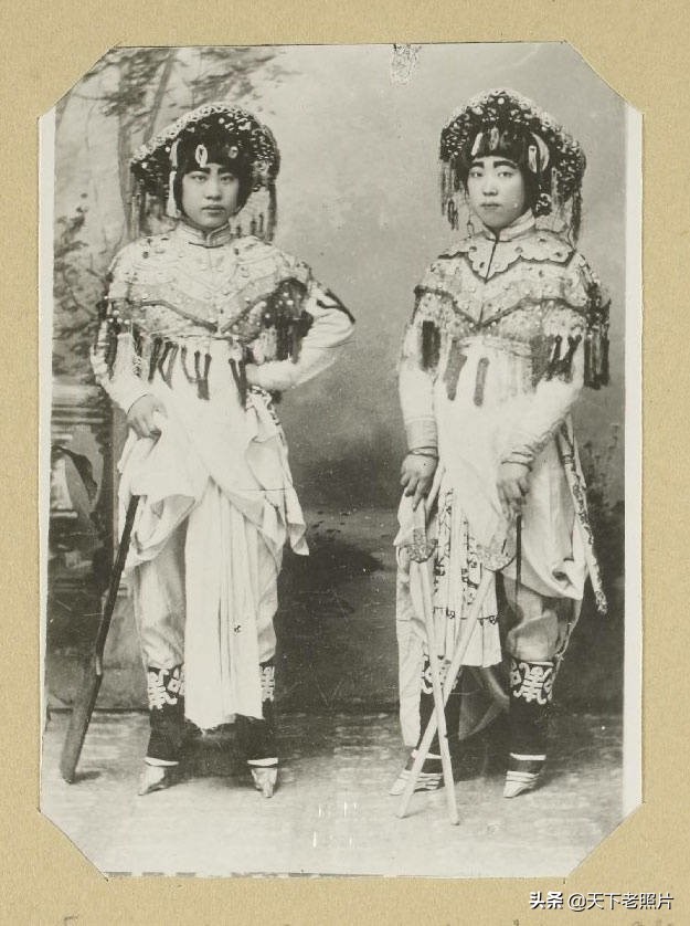 1890年代 汉族女子的“三寸金莲”小脚照片集