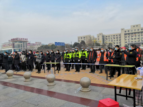 河南省周口市：腊八粥飘香 情暖太康城