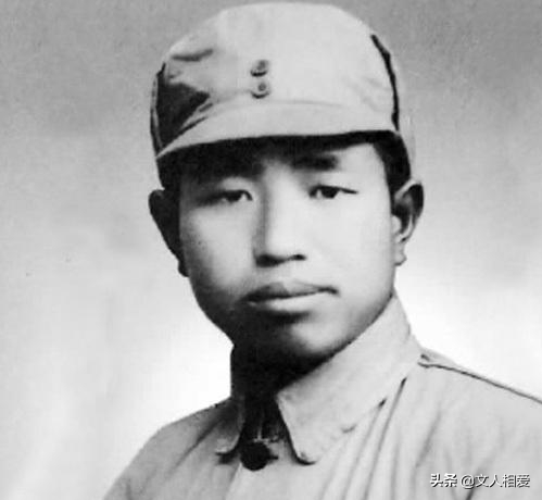 他两人被誉为红军漫画家 创作优秀作品 后1人授少将1位正部级 文人相爱 Mdeditor