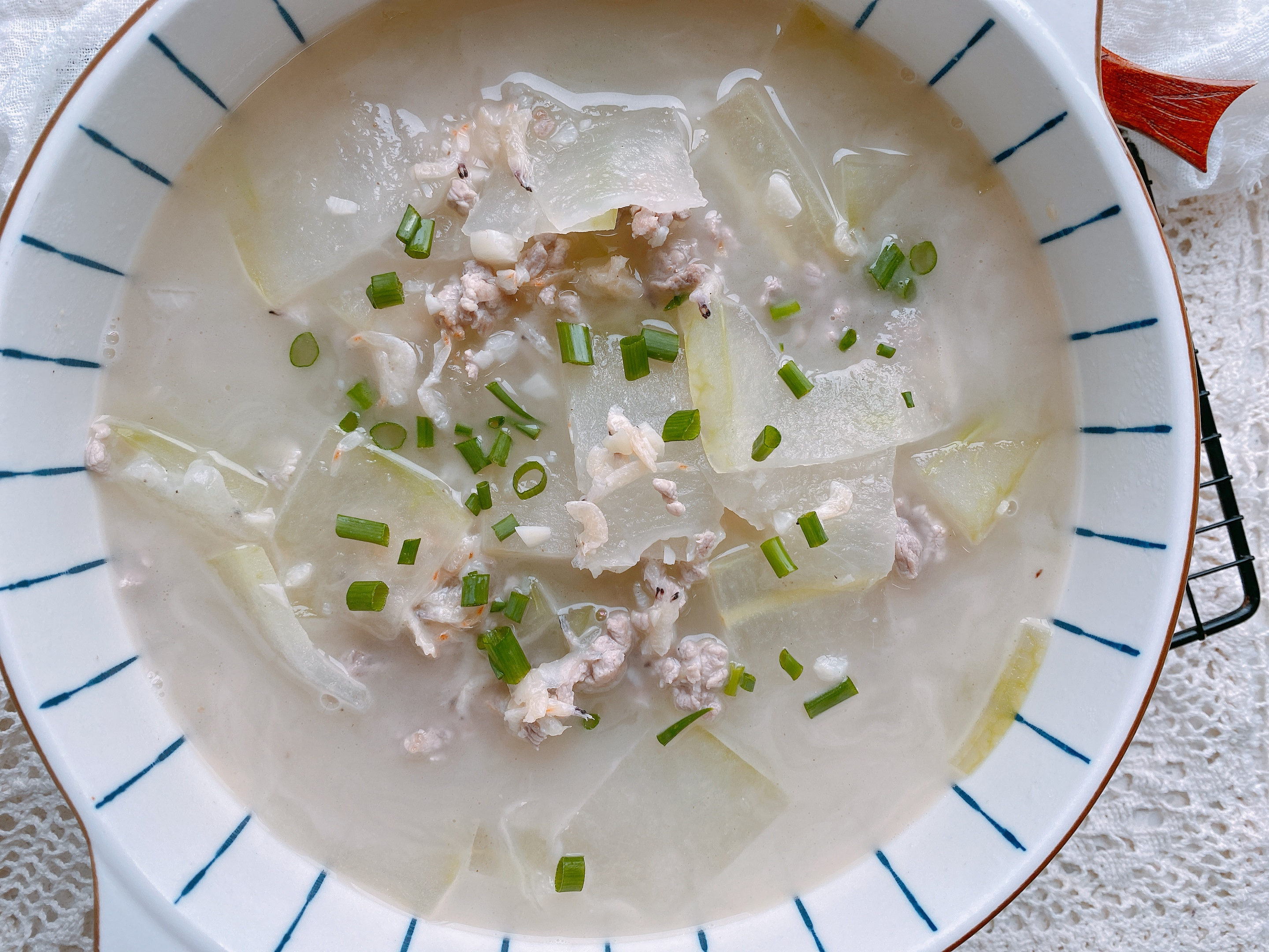 天熱了要多喝這湯，10分鐘出鍋，降火消暑營養好，味道鮮美不油膩