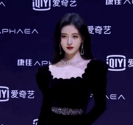 95后四小花旦的困境，欧阳娜娜、关晓彤热搜傍身，代表作却越发少