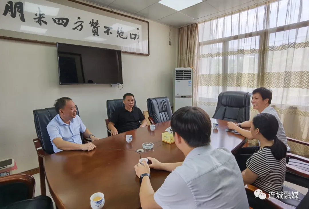 市领导来莲开展“人大代表联系月”活动