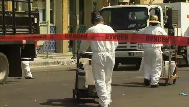 死亡人数即将破10万，14州爆发不明疾病，特朗普