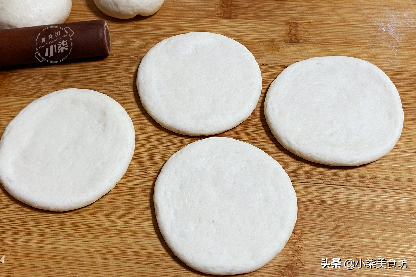 想吃燒餅不要出去買了，教你在家做，外焦裡軟，揭開個個都空心