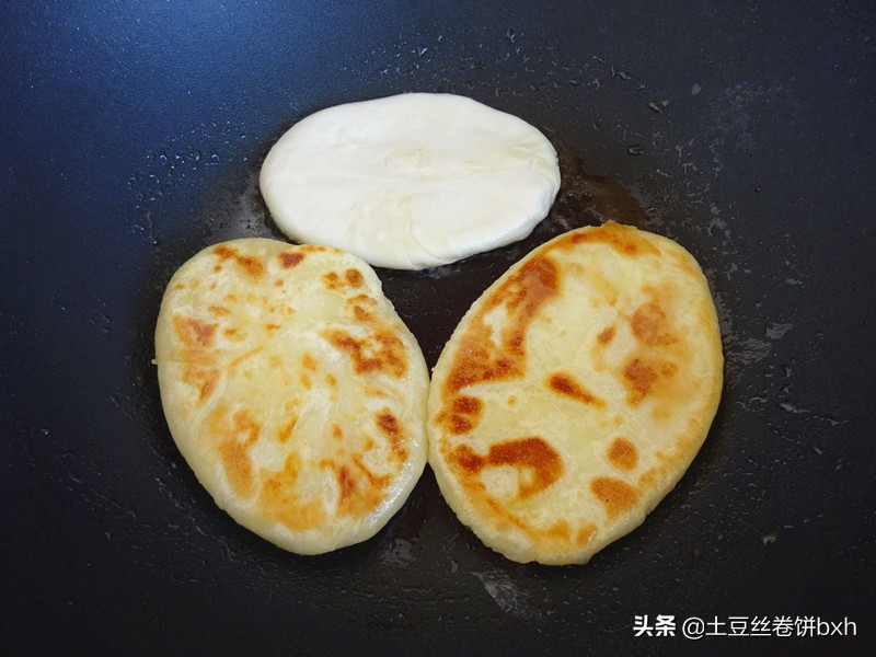 油酥饼这样做才地道，吃了30年没够，想想都会流口水，一看就会！