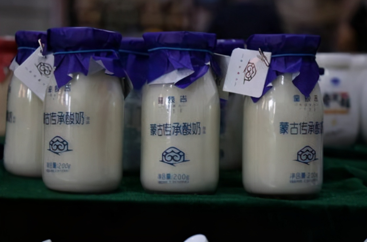 图片[1]-挑选酸奶的经验  注意包装上的4个信息 保证买到纯正好酸奶-起舞食谱网