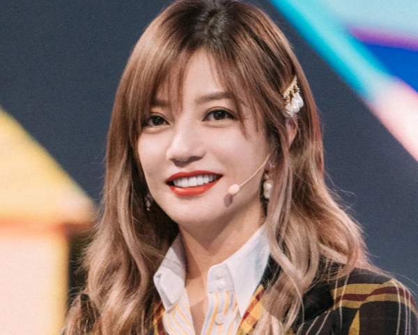 明星们的“隐藏实力”，梁朝伟唱功被低估，赵