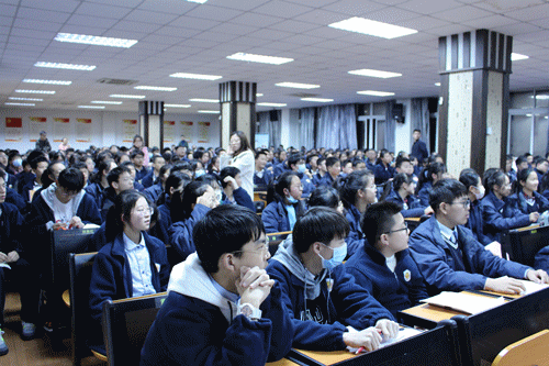 张家港外国语学校国际文化艺术节——语奥走进神秘的非洲