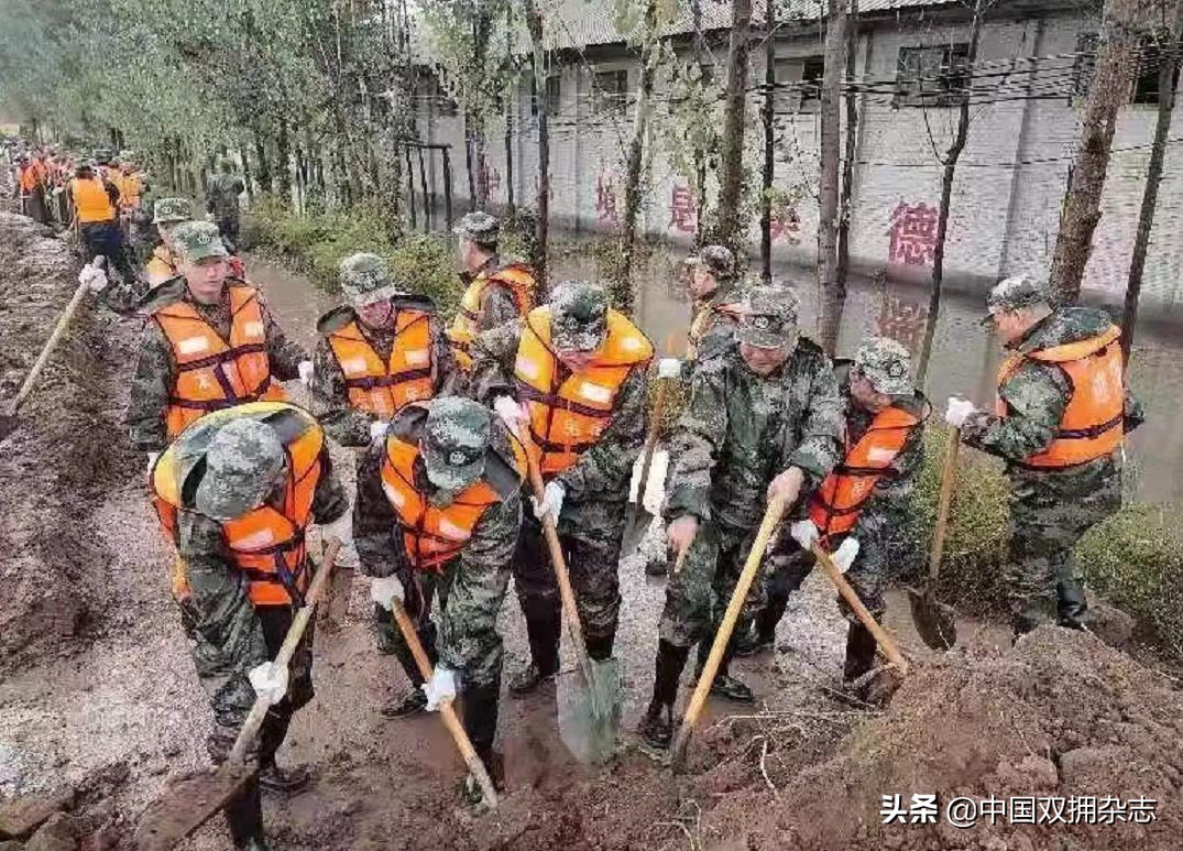 山西太原多地发生洪涝灾害 民兵分队应急救援力保平安